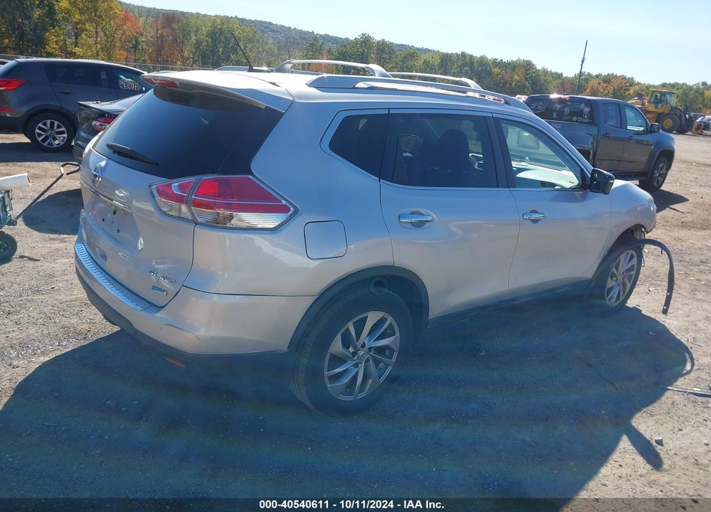 2014 NISSAN ROGUE SL VIN: 5N1AT2MV5EC853895