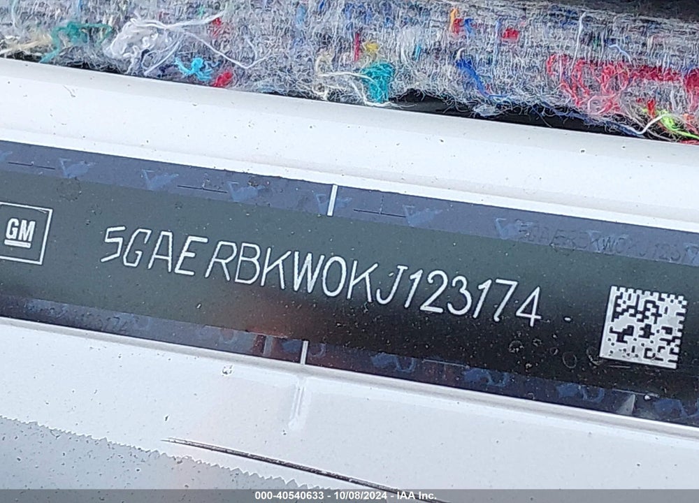 2019 BUICK ENCLAVE FWD ESSENCE VIN: 5GAERBKW0KJ123174