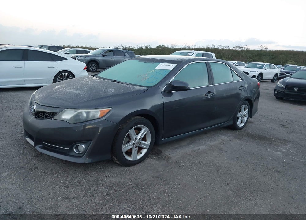 2014 TOYOTA CAMRY SE VIN: 4T1BF1FK2EU870995