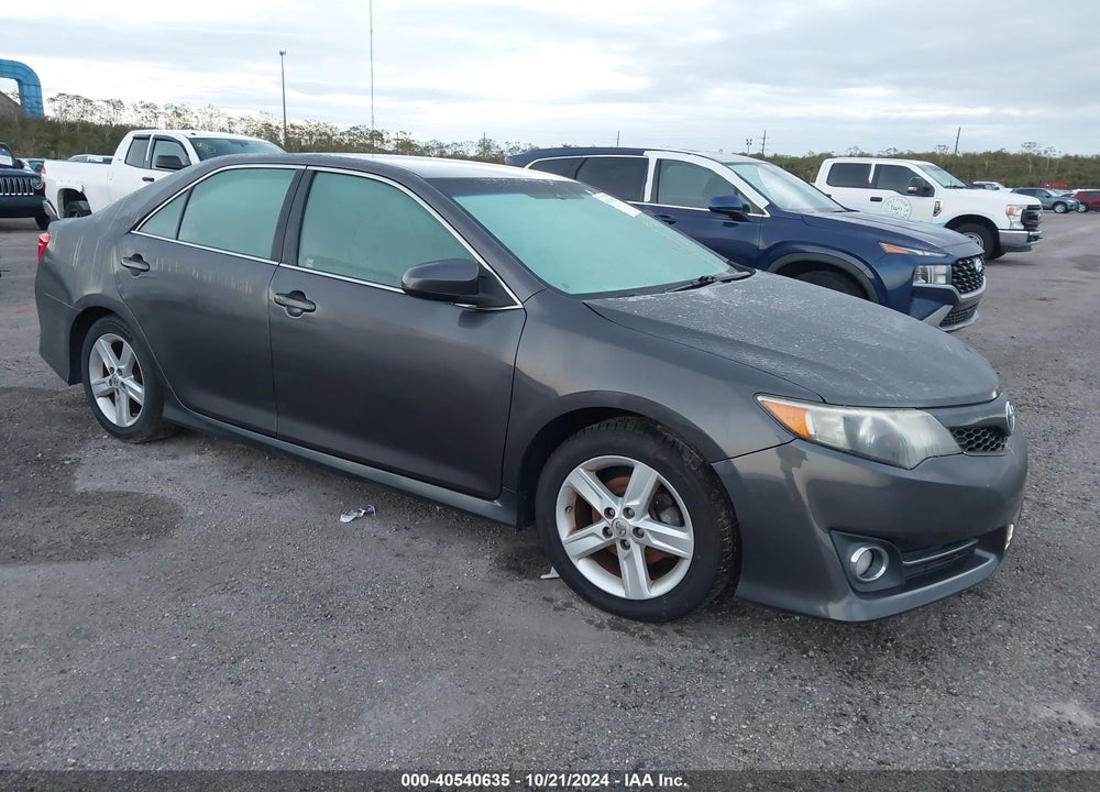 2014 TOYOTA CAMRY SE VIN: 4T1BF1FK2EU870995