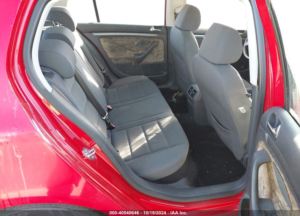 2007 VOLKSWAGEN RABBIT 4-DOOR VIN: WVWDR71K57W163752