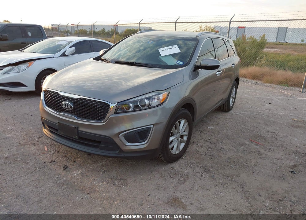 2017 KIA SORENTO 2.4L LX VIN: 5XYPG4A39HG236520