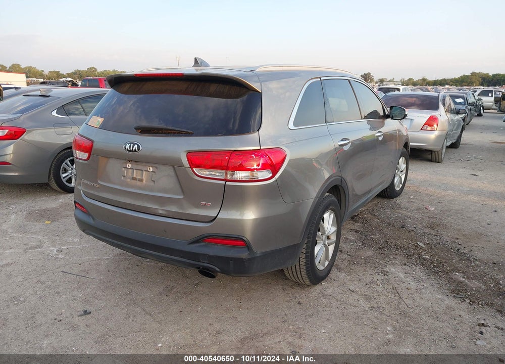 2017 KIA SORENTO 2.4L LX VIN: 5XYPG4A39HG236520
