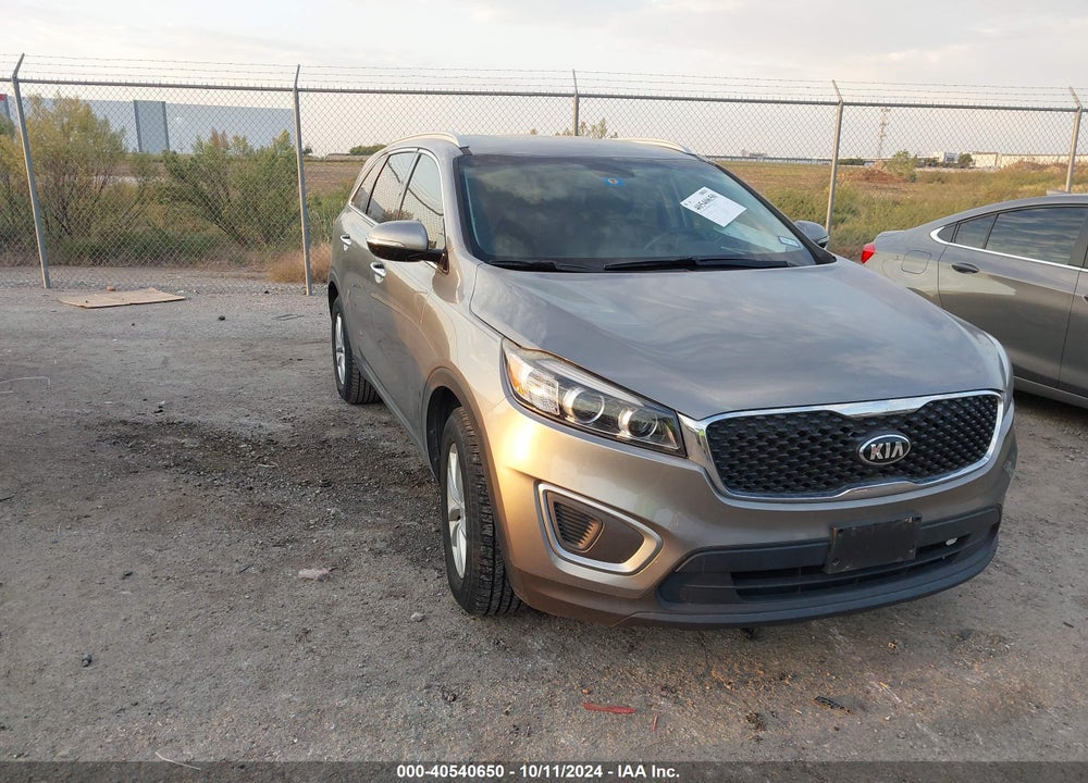 2017 KIA SORENTO 2.4L LX VIN: 5XYPG4A39HG236520