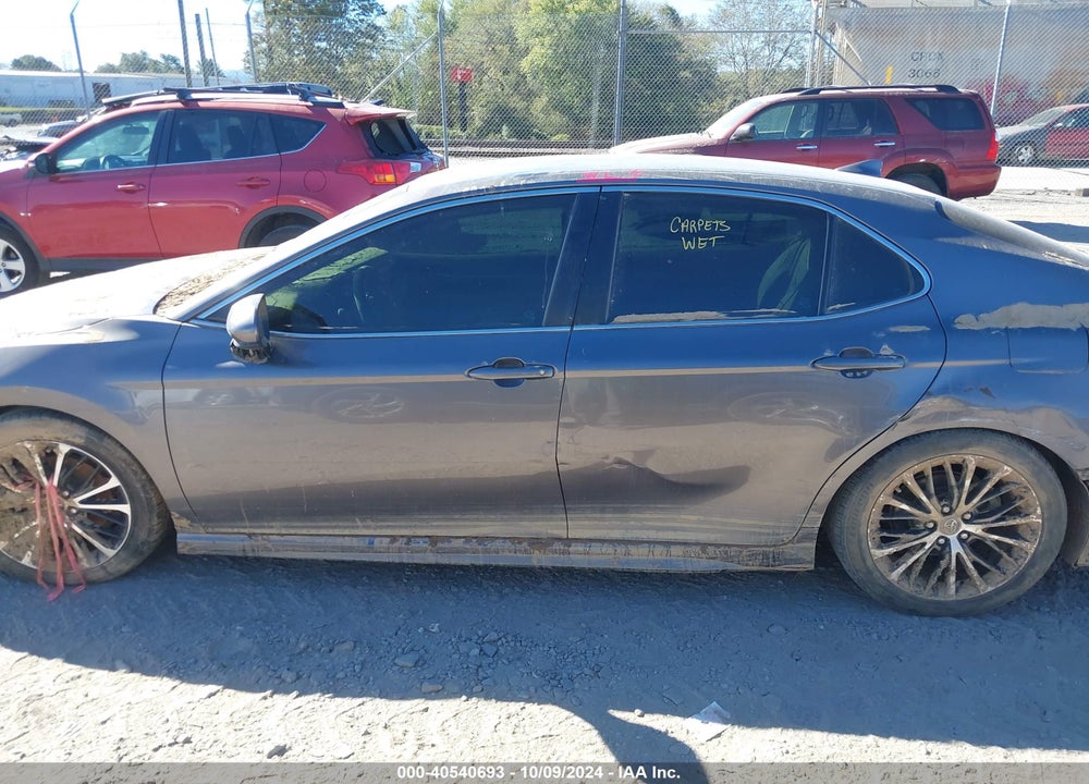 2019 TOYOTA CAMRY SE VIN: 4T1B11HK6KU757848