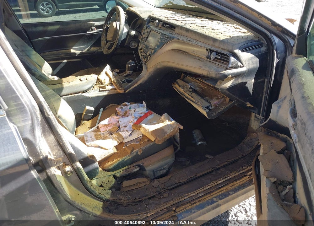 2019 TOYOTA CAMRY SE VIN: 4T1B11HK6KU757848