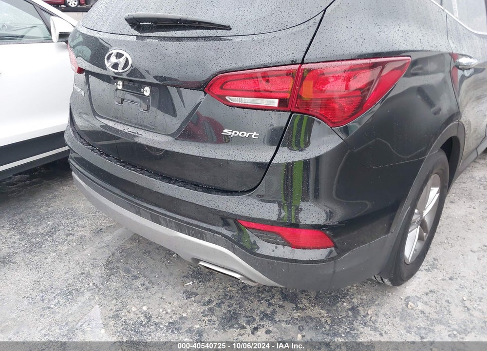 2017 HYUNDAI SANTA FE SPORT 2.4L VIN: 5NMZU3LB4HH033850