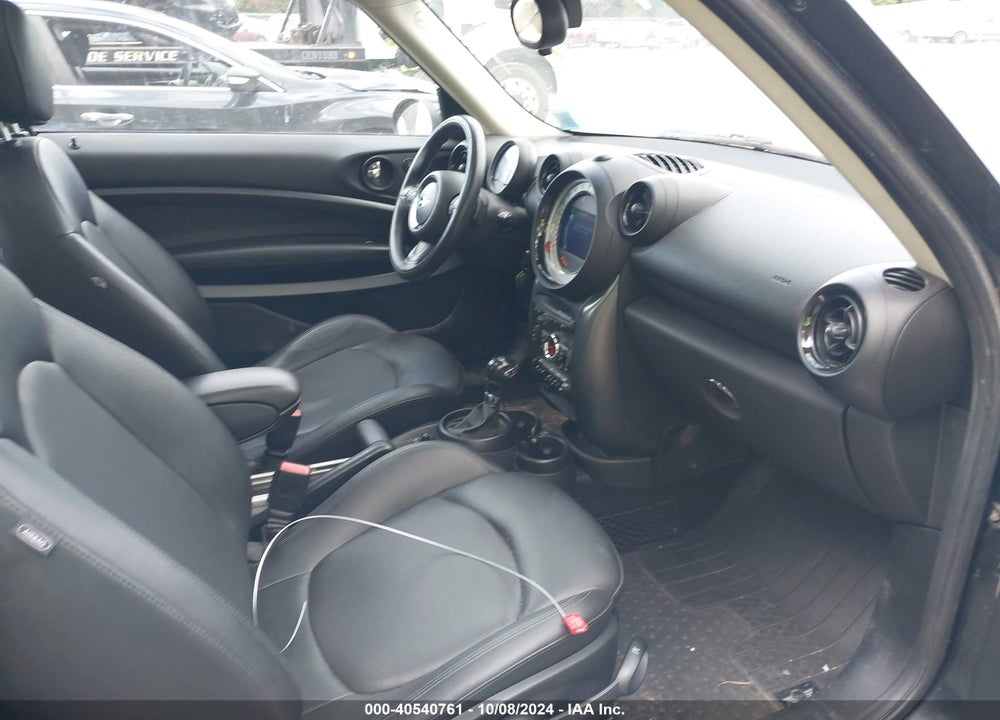 2014 MINI PACEMAN COOPER S VIN: WMWSS7C50EWN72044