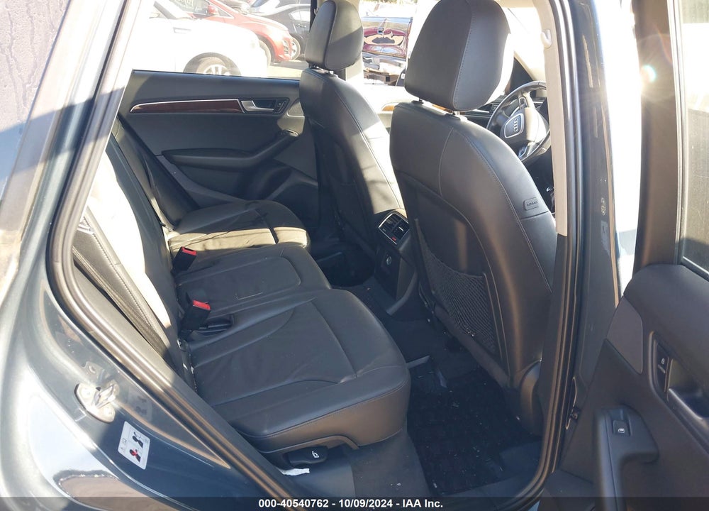 2011 AUDI Q5 2.0T PREMIUM VIN: WA1LFAFP0BA099562