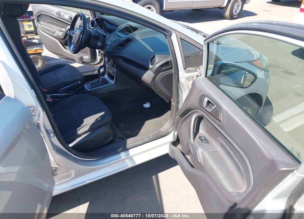 2015 FORD FIESTA SE VIN: 3FADP4EJ9FM205334