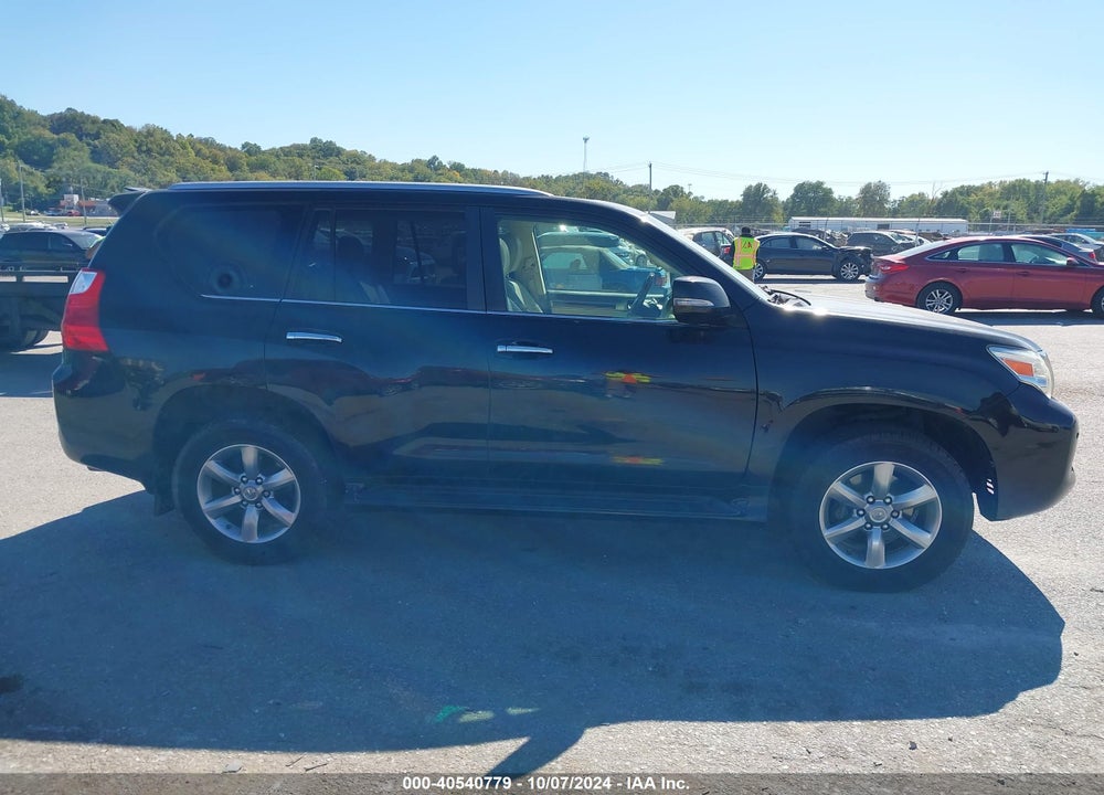 2010 LEXUS 460 VIN: JTJBM7FX6A5006302