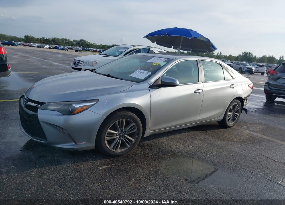 2017 TOYOTA CAMRY SE VIN: 4T1BF1FK8HU657571