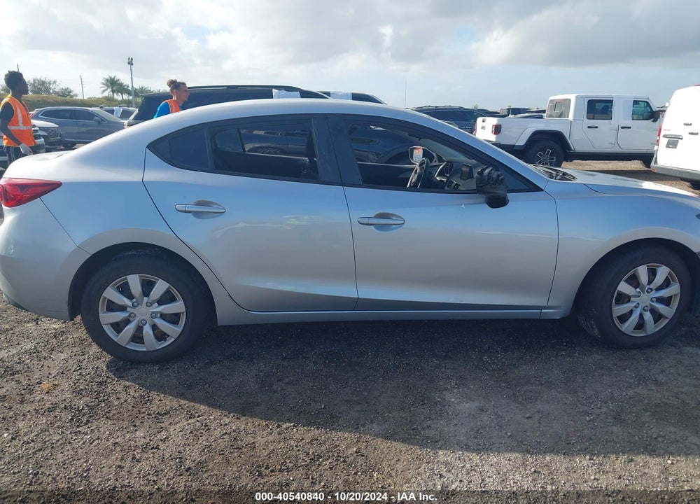 2018 MAZDA 3 SPORT VIN: 3MZBN1U72JM214569