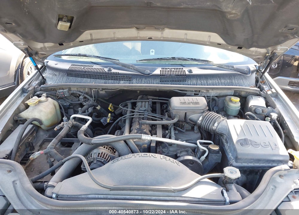 2000 JEEP GRAND CHEROKEE LAREDO VIN: 1J4GW48S3YC327507