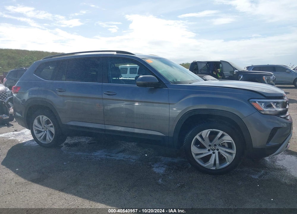 2022 VOLKSWAGEN ATLAS 3.6L V6 SE W/TECHNOLOGY VIN: 1V2HR2CA2NC556565