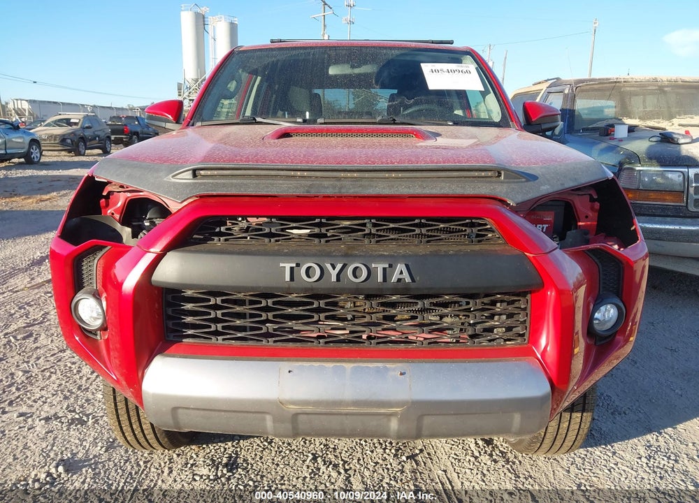 2018 TOYOTA 4RUNNER TRD OFF ROAD VIN: JTEBU5JR4J5561650