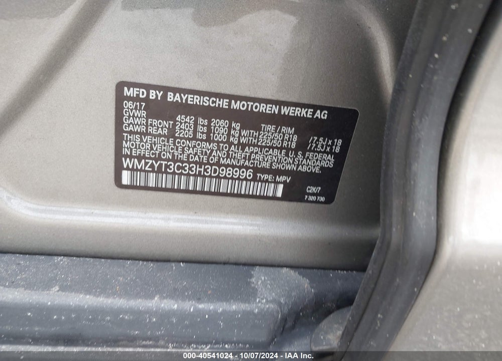 2017 MINI COUNTRYMAN COOPER S VIN: WMZYT3C33H3D98996
