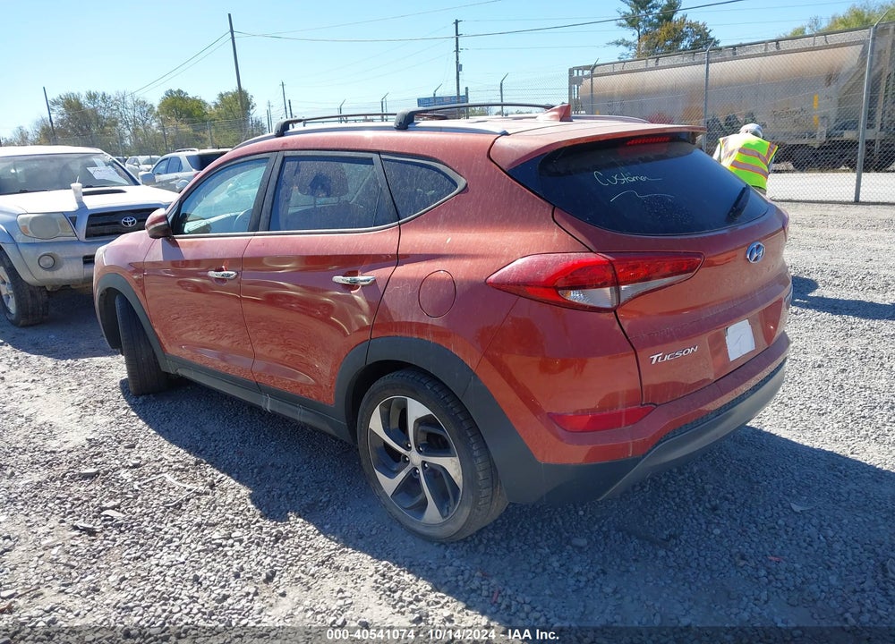 2016 HYUNDAI TUCSON LIMITED VIN: KM8J3CA26GU144258