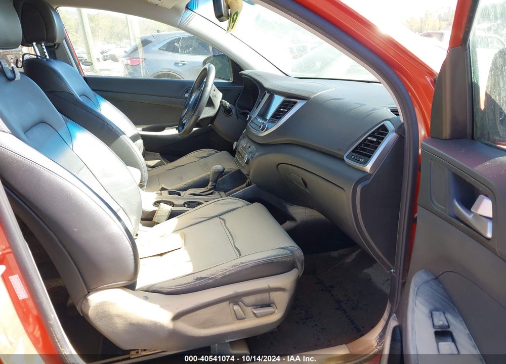 2016 HYUNDAI TUCSON LIMITED VIN: KM8J3CA26GU144258