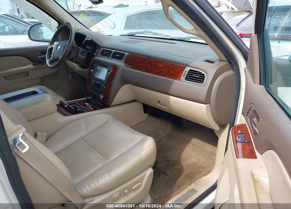 2013 CHEVROLET AVALANCHE LTZ VIN: 3GNMCGE02DG133295