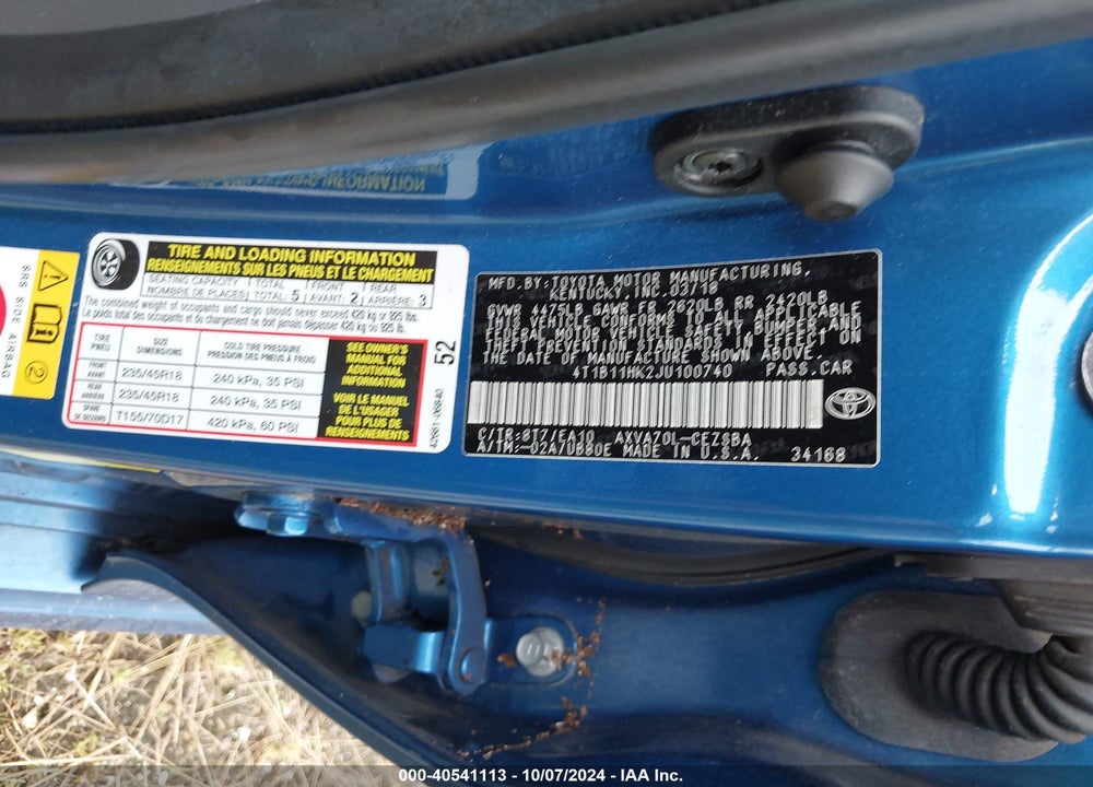 2018 TOYOTA CAMRY SE VIN: 4T1B11HK2JU100740
