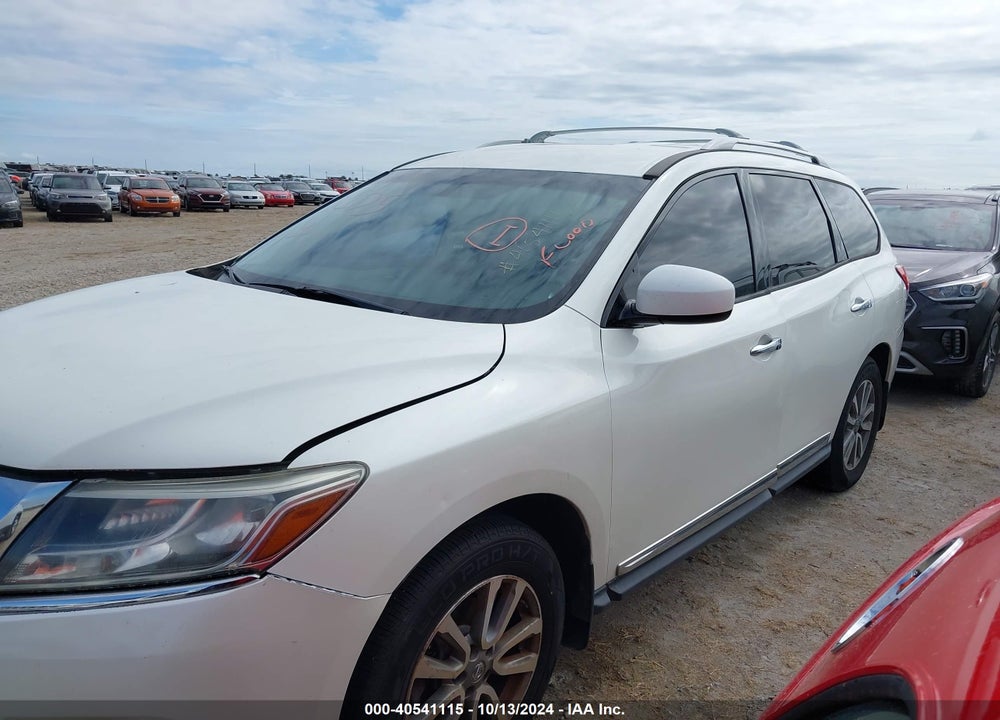 2016 NISSAN PATHFINDER SL VIN: 5N1AR2MM1GC625109