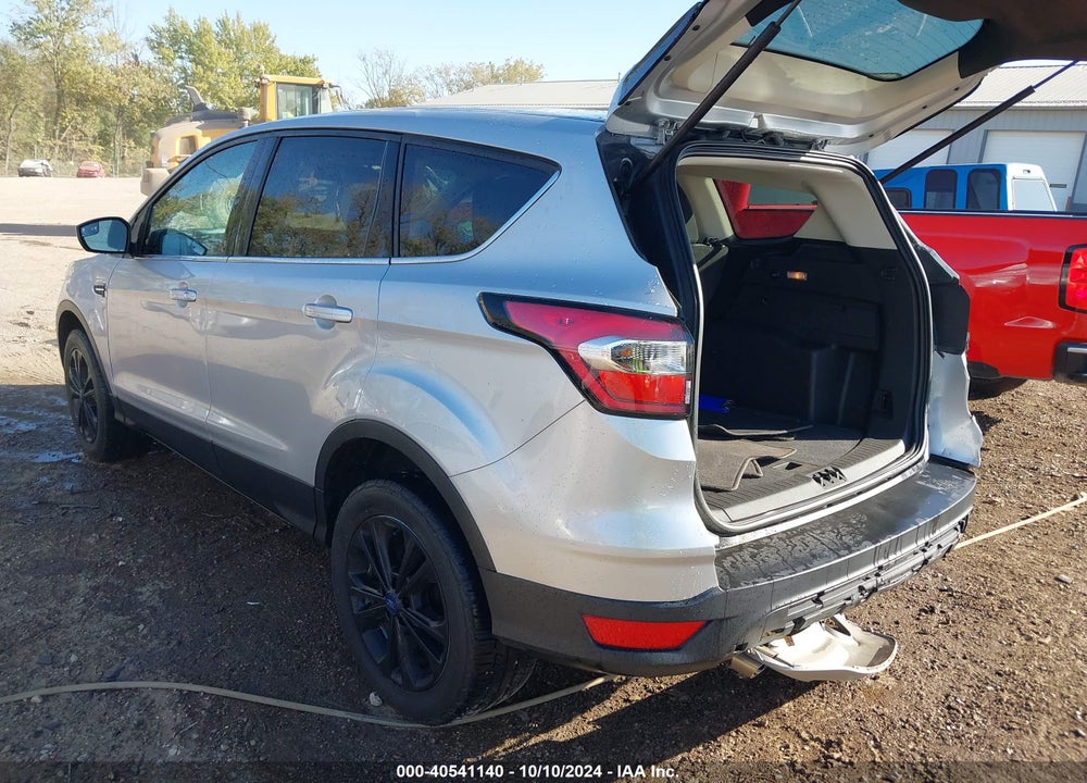 2017 FORD ESCAPE SE VIN: 1FMCU9GD7HUB94394