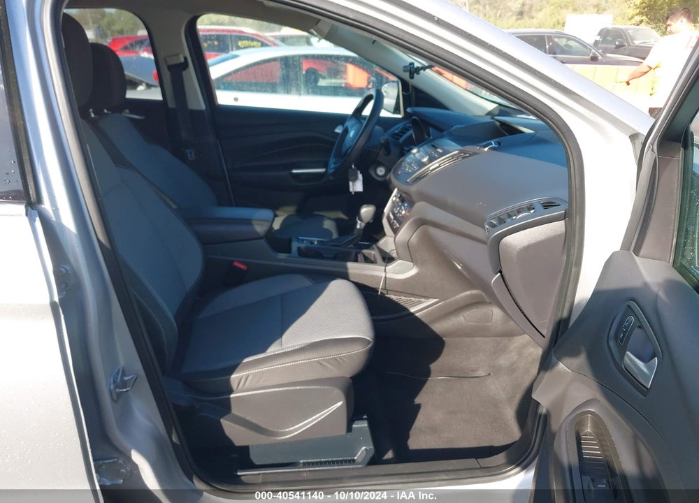 2017 FORD ESCAPE SE VIN: 1FMCU9GD7HUB94394
