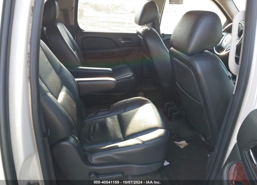 2013 CHEVROLET SUBURBAN 1500 LTZ VIN: 1GNSKKE75DR261198