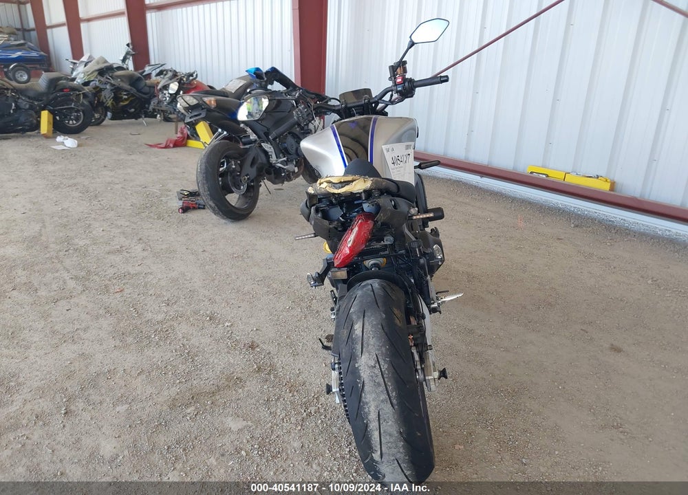 2023 YAMAHA MT09 DC VIN: JYARN72Y9PA000616