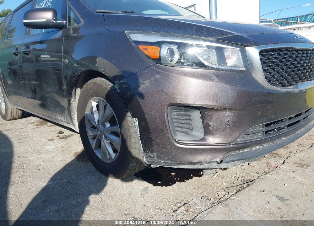 2017 KIA SEDONA LX VIN: KNDMB5C13H6230430
