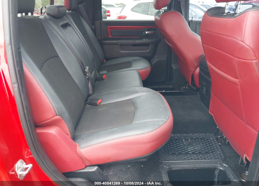 2016 RAM 1500 VIN: 1C6RR7YT5GS414336