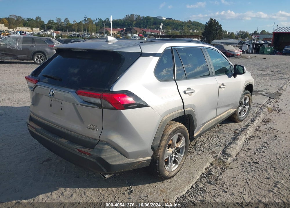 2022 TOYOTA RAV4 HYBRID XLE VIN: 4T3RWRFV6NU074586