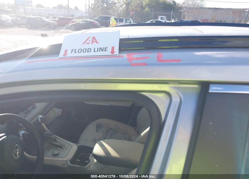 2022 TOYOTA RAV4 HYBRID XLE VIN: 4T3RWRFV6NU074586