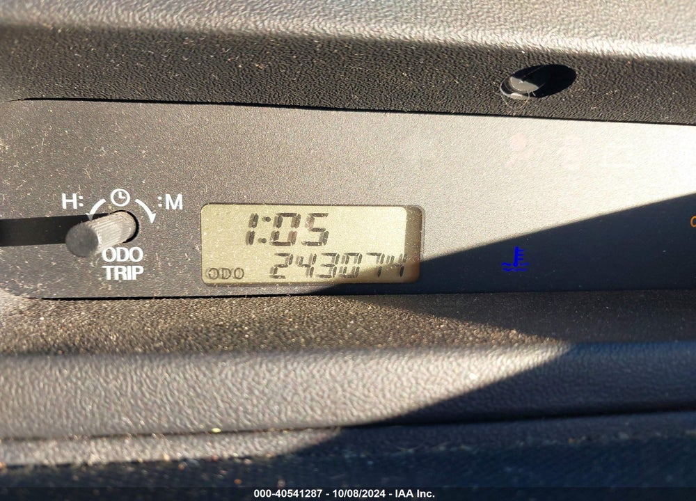 2006 SCION XB VIN: JTLKT334464103475