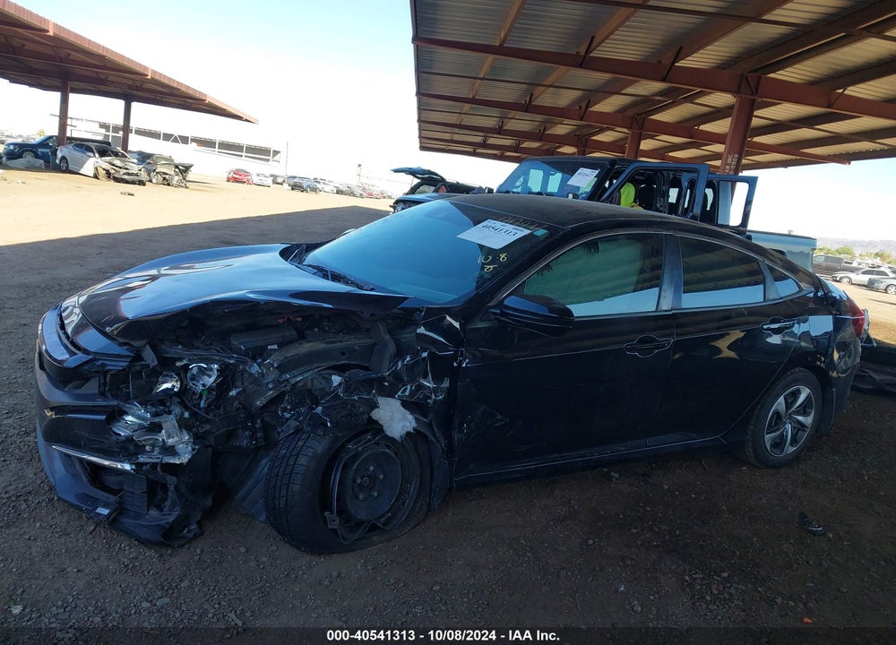 2019 HONDA CIVIC LX VIN: 19XFC2F66KE047407