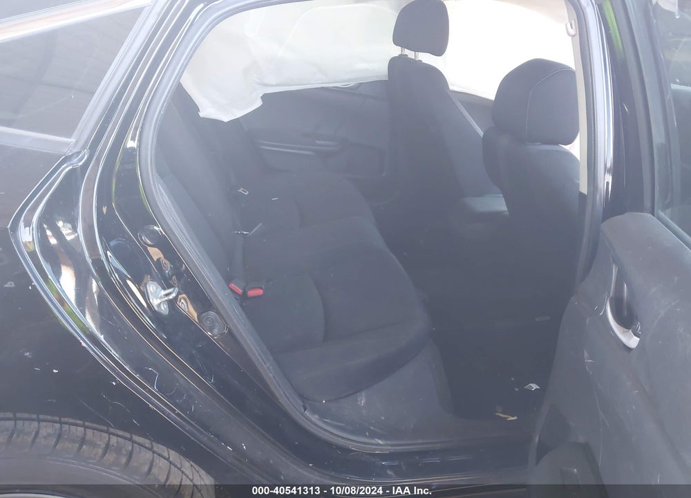 2019 HONDA CIVIC LX VIN: 19XFC2F66KE047407