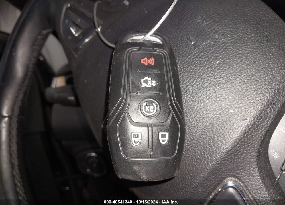 2016 LINCOLN MKC SELECT VIN: 5LMCJ2C98GUJ04666