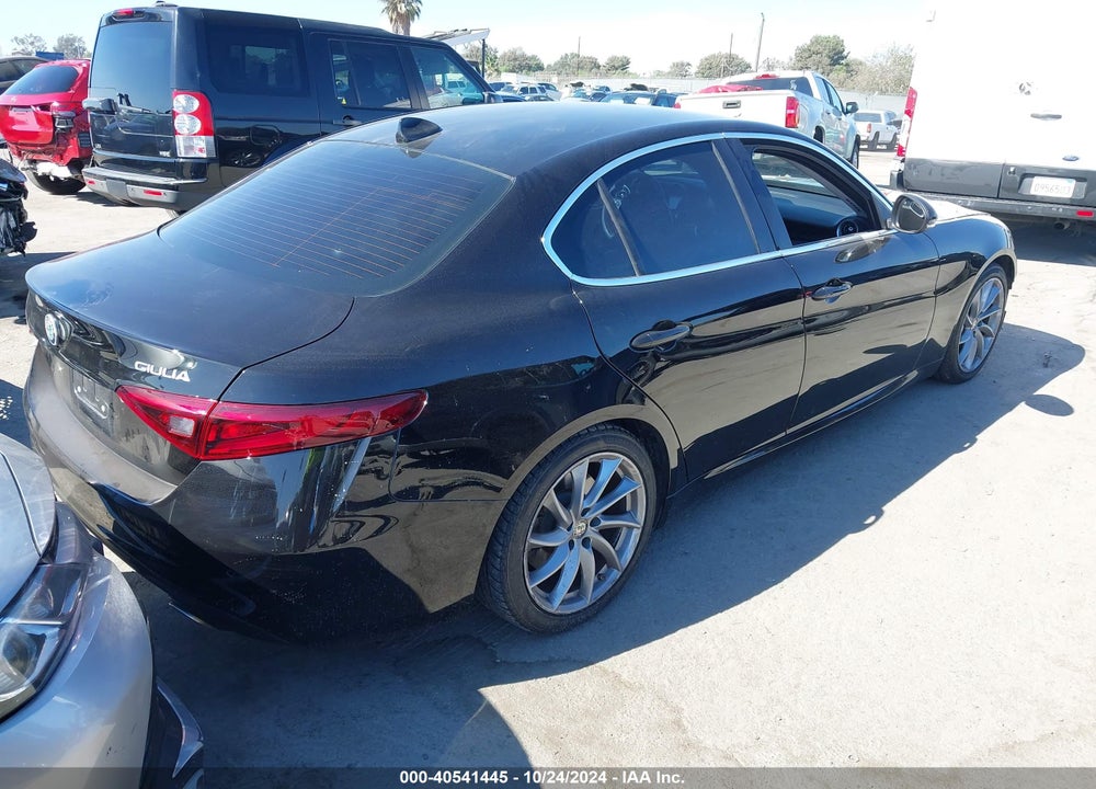 2017 ALFA ROMEO GIULIA RWD VIN: ZARFAEBNXH7532409