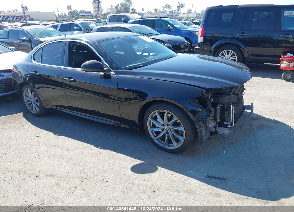 2017 ALFA ROMEO GIULIA RWD VIN: ZARFAEBNXH7532409