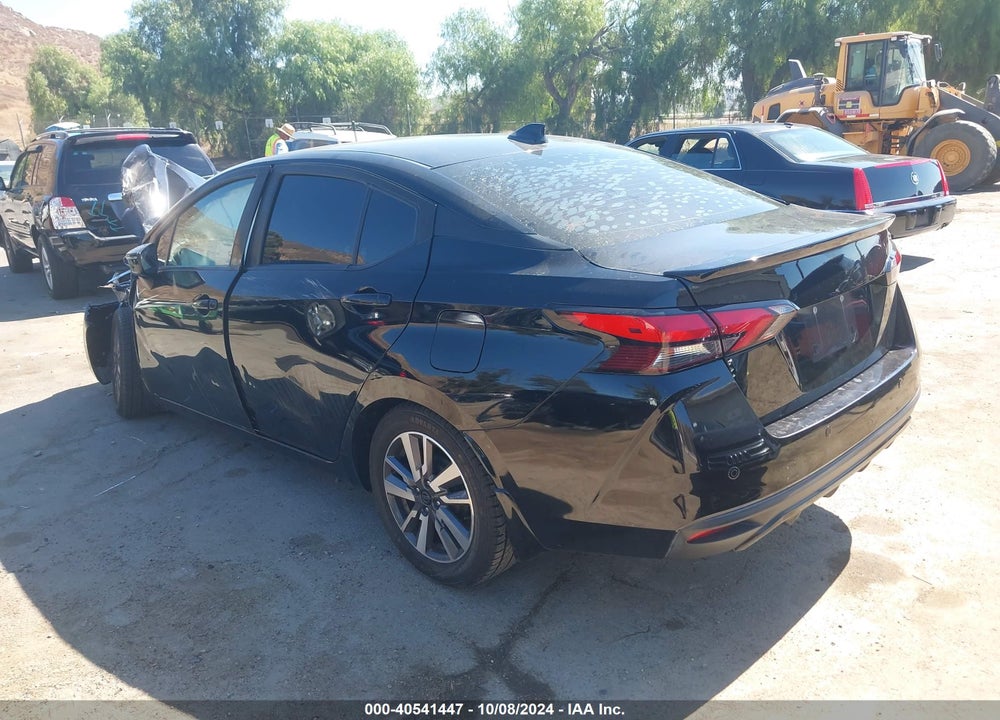 2020 NISSAN VERSA SV XTRONIC CVT VIN: 3N1CN8EV3LL811495