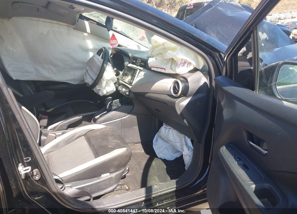 2020 NISSAN VERSA SV XTRONIC CVT VIN: 3N1CN8EV3LL811495
