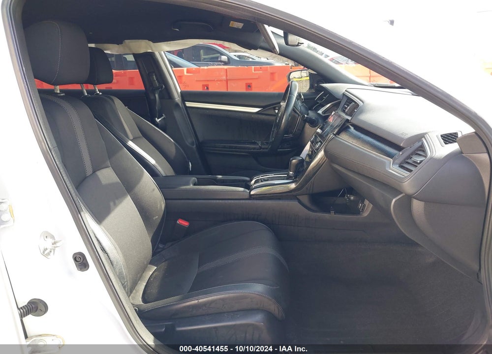 2019 HONDA CIVIC SPORT VIN: 19XFC2F88KE205635