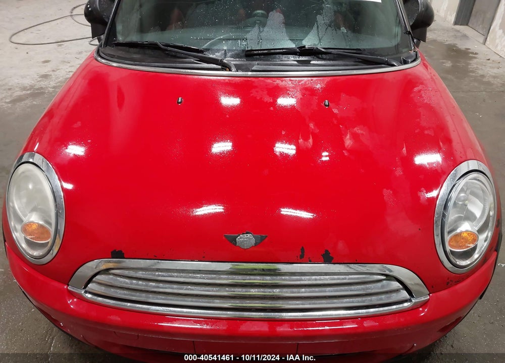 2008 MINI COOPER VIN: WMWMF33528TT61956