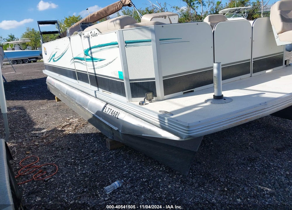 2017 UNDEFINED FIESTA PONTOON 22FT VIN: FVP6180BD717