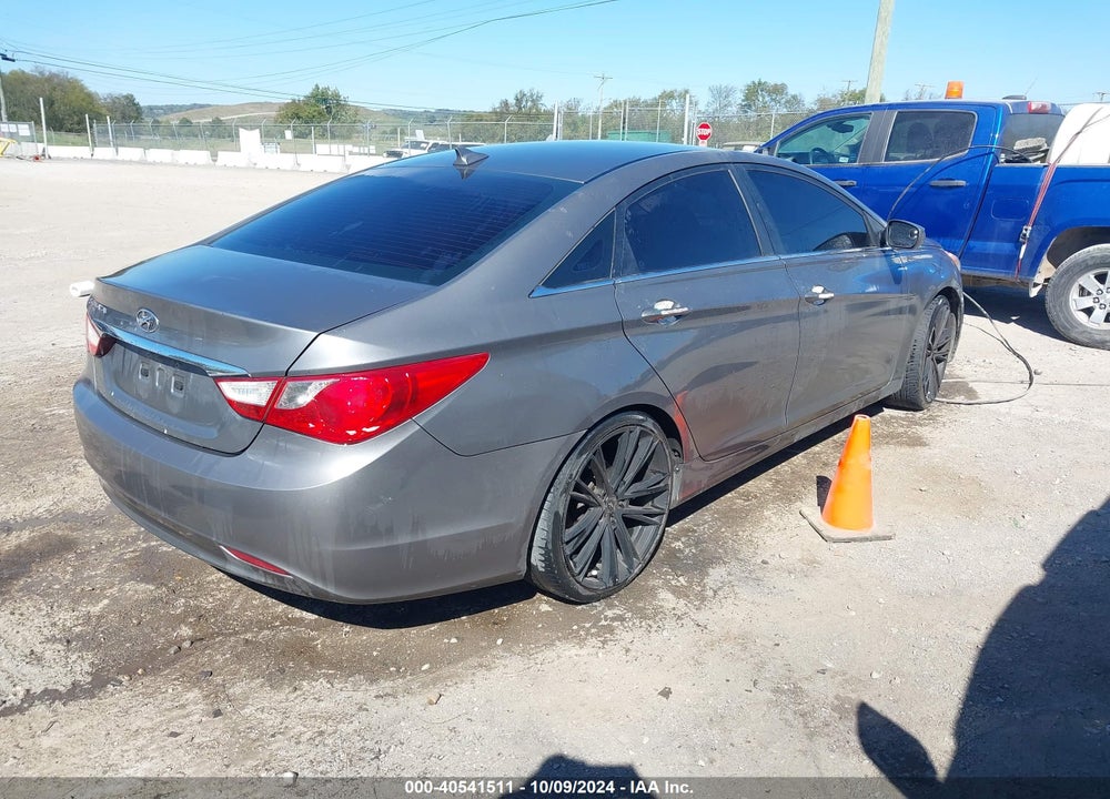 2013 HYUNDAI SONATA GLS VIN: 5NPEB4AC8DH632656