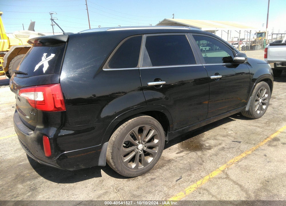 2015 KIA SORENTO SX V6 VIN: 5XYKW4A79FG578501