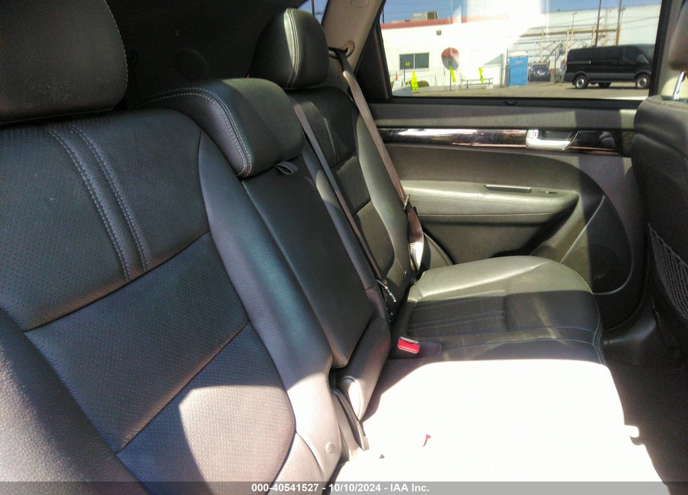 2015 KIA SORENTO SX V6 VIN: 5XYKW4A79FG578501
