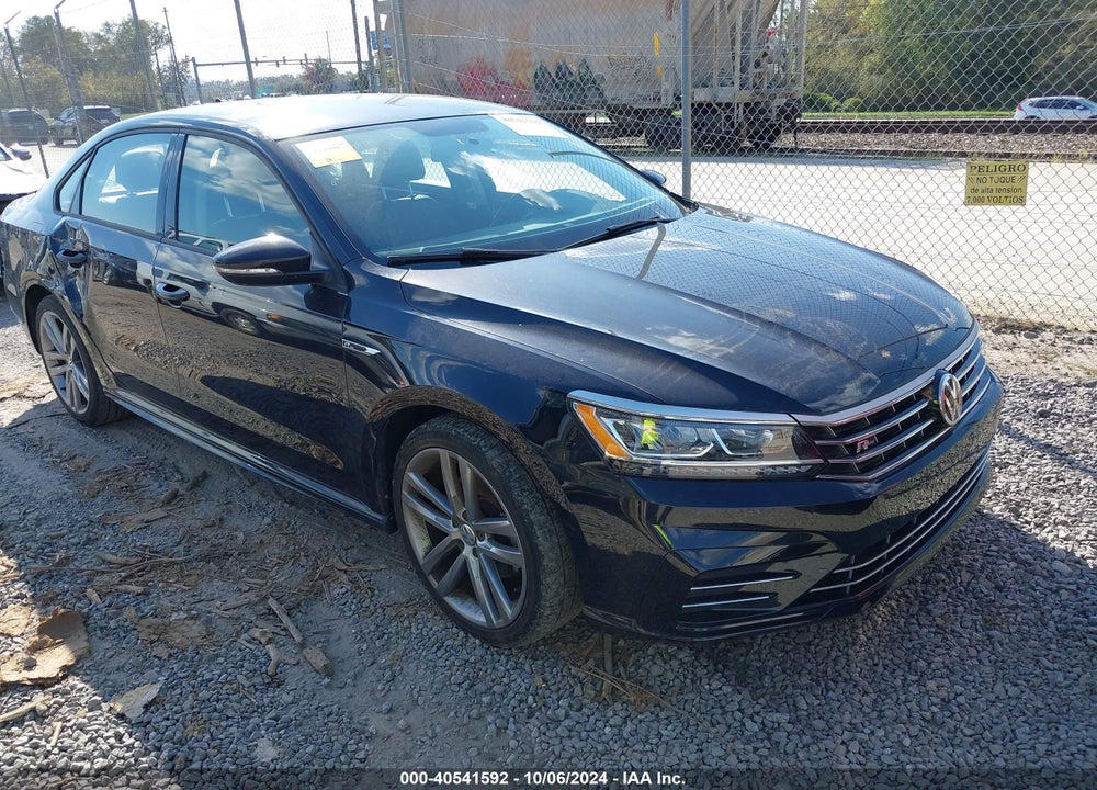 2018 VOLKSWAGEN PASSAT 2.0T R-LINE/2.0T S VIN: 1VWAA7A35JC017988