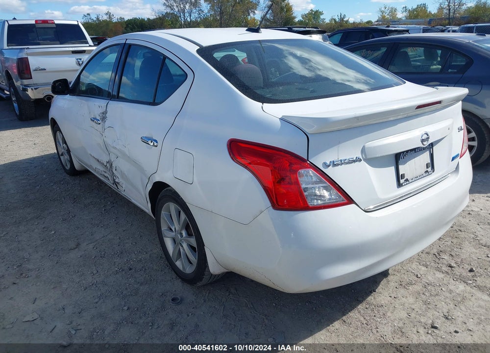 2014 NISSAN VERSA 1.6 SL VIN: 3N1CN7APXEL845941